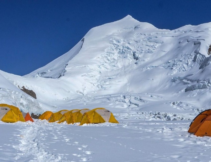 Himlung Himal Expedition - 25 Days